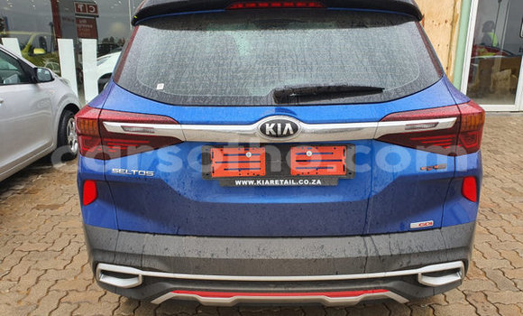 Buy Used Kia Sportage Blue Car in Hlotse in Leribe Buy Used Kia Sportage Blue Car in Hlotse in Leribe