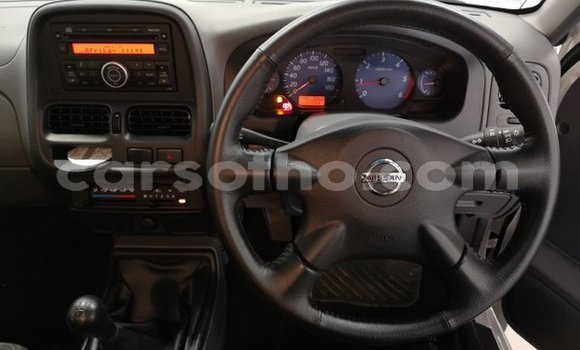 اشتري مستعمل Nissan NP 300 Green سيارة في Maputsoe في Leribe اشتري مستعمل Nissan NP 300 Green سيارة في Maputsoe في Leribe