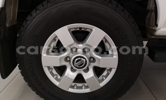 اشتري مستعمل Nissan NP 300 Green سيارة في Maputsoe في Leribe اشتري مستعمل Nissan NP 300 Green سيارة في Maputsoe في Leribe