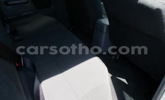 Buy Used Nissan NP 300 Red Car in Mohale's Hoek in Mohale's Hoek Buy Used Nissan NP 300 Red Car in Mohale's Hoek in Mohale's Hoek