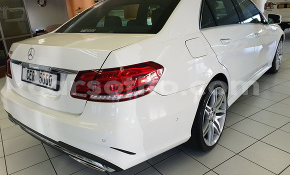Buy Used Mercedes-Benz E–Class Green Car in Mohale's Hoek in Mohale's Hoek Buy Used Mercedes-Benz E–Class Green Car in Mohale's Hoek in Mohale's Hoek