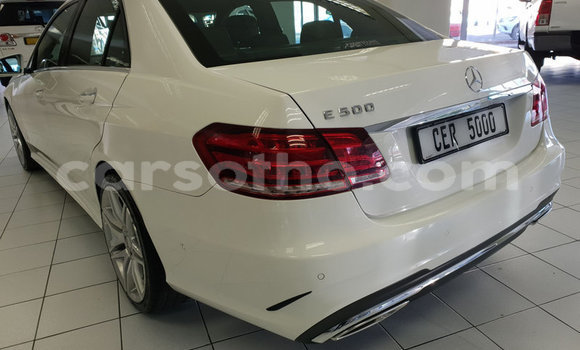 Buy Used Mercedes-Benz E–Class Green Car in Mohale's Hoek in Mohale's Hoek Buy Used Mercedes-Benz E–Class Green Car in Mohale's Hoek in Mohale's Hoek