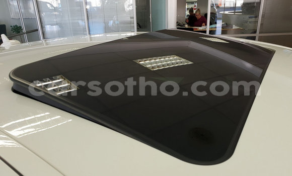 Buy Used Mercedes-Benz E–Class Green Car in Mohale's Hoek in Mohale's Hoek Buy Used Mercedes-Benz E–Class Green Car in Mohale's Hoek in Mohale's Hoek