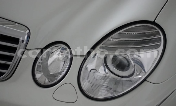 Buy Used Mercedes-Benz E–Class Green Car in Maputsoe in Leribe Buy Used Mercedes-Benz E–Class Green Car in Maputsoe in Leribe