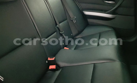 Acheter Occasion Voiture BMW 321 Blanc à Maputsoe, Leribe Acheter Occasion Voiture BMW 321 Blanc à Maputsoe, Leribe