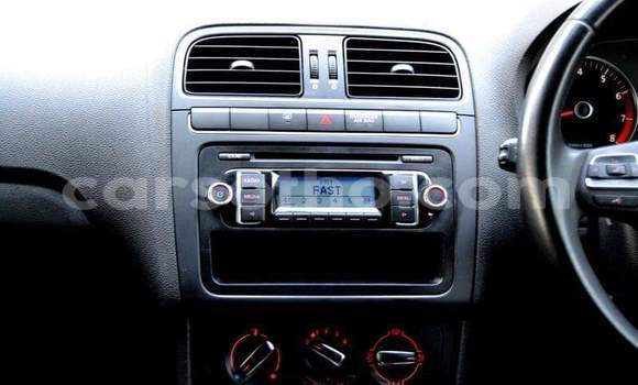 Sayi Na hannu Volkswagen Polo Silver Mota in Thaba–Tseka a Mafeteng Sayi Na hannu Volkswagen Polo Silver Mota in Thaba–Tseka a Mafeteng