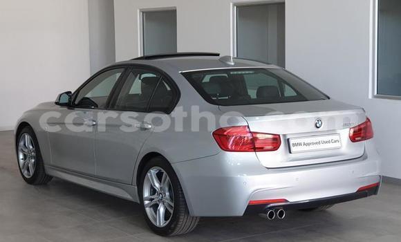 Sayi Na hannu BMW 3–Series Silver Mota in Maseru a Maseru Sayi Na hannu BMW 3–Series Silver Mota in Maseru a Maseru