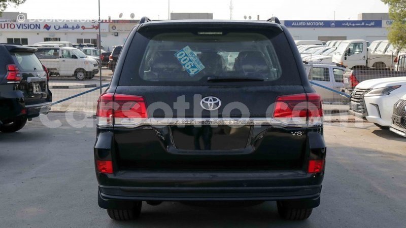 Big with watermark toyota land cruiser maseru import dubai 14933