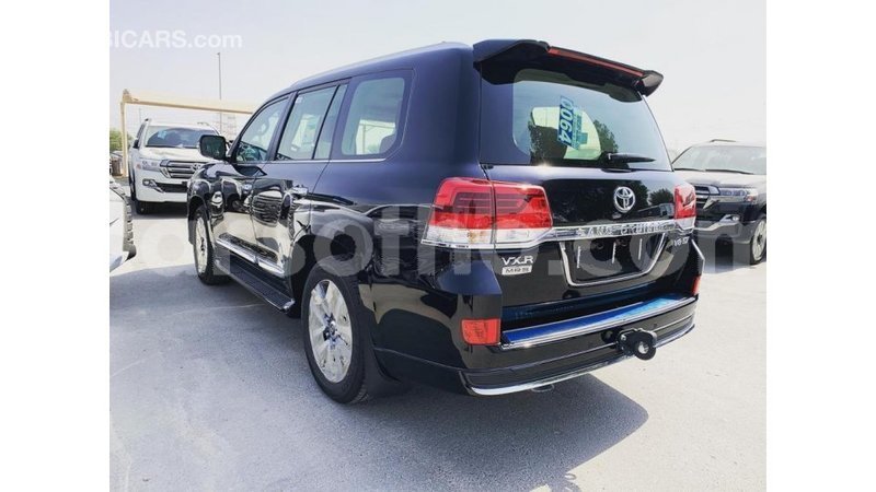 Big with watermark toyota land cruiser maseru import dubai 14936