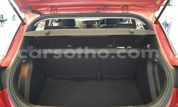 Sayi Na hannu Hyundai i20 Red Mota in Maseru a Maseru Sayi Na hannu Hyundai i20 Red Mota in Maseru a Maseru