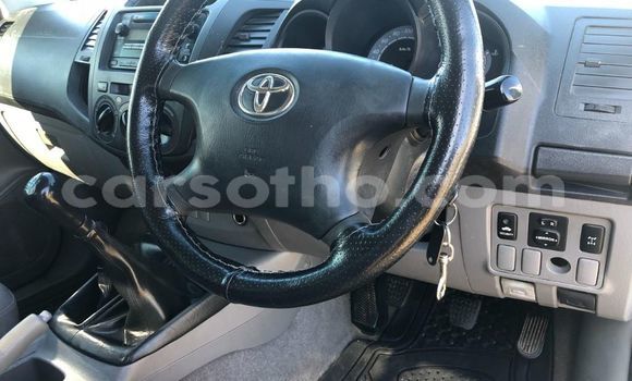 اشتري مستعمل Toyota Hilux White سيارة في Maseru في Maseru اشتري مستعمل Toyota Hilux White سيارة في Maseru في Maseru