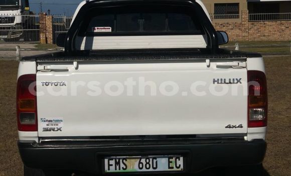 اشتري مستعمل Toyota Hilux White سيارة في Maseru في Maseru اشتري مستعمل Toyota Hilux White سيارة في Maseru في Maseru
