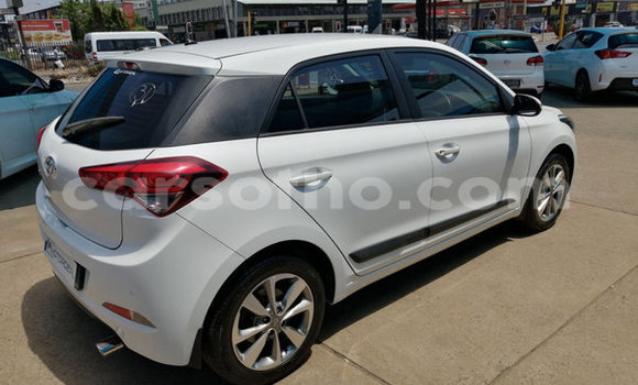 Acheter Occasion Voiture Hyundai i20 Blanc à Butha Buthe, Butha-Buthe Acheter Occasion Voiture Hyundai i20 Blanc à Butha Buthe, Butha-Buthe