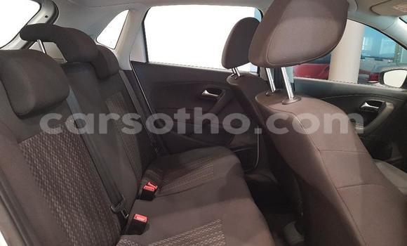 Sayi Na hannu Volkswagen Polo Silver Mota in Maseru a Maseru Sayi Na hannu Volkswagen Polo Silver Mota in Maseru a Maseru