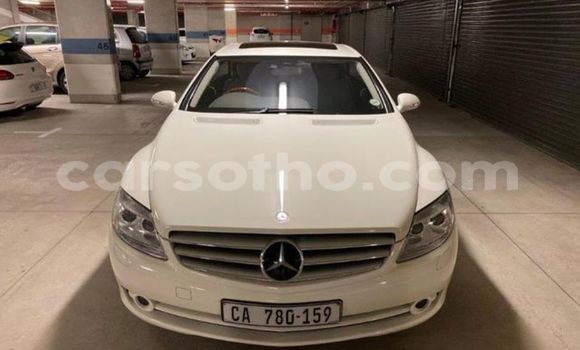 Sayi Na hannu Mercedes-Benz C–Class White Mota in Maseru a Maseru Sayi Na hannu Mercedes-Benz C–Class White Mota in Maseru a Maseru