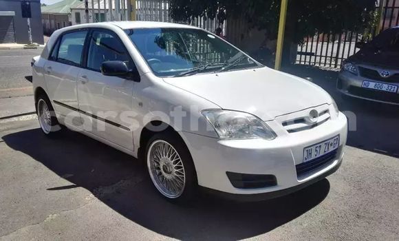 Sayi Na hannu Toyota Runx White Mota in Maseru a Maseru Sayi Na hannu Toyota Runx White Mota in Maseru a Maseru