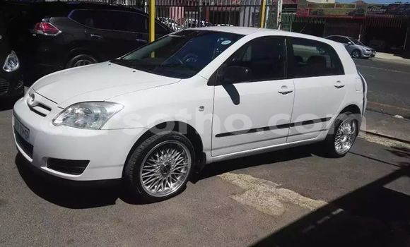 Sayi Na hannu Toyota Runx White Mota in Maseru a Maseru Sayi Na hannu Toyota Runx White Mota in Maseru a Maseru
