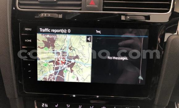 Sayi Na hannu Volkswagen Golf R White Mota in Maseru a Maseru Sayi Na hannu Volkswagen Golf R White Mota in Maseru a Maseru