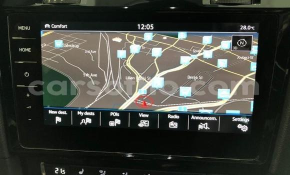 Sayi Na hannu Volkswagen Golf R White Mota in Maseru a Maseru Sayi Na hannu Volkswagen Golf R White Mota in Maseru a Maseru