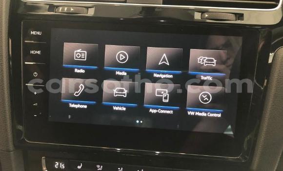 Sayi Na hannu Volkswagen Golf R White Mota in Maseru a Maseru Sayi Na hannu Volkswagen Golf R White Mota in Maseru a Maseru