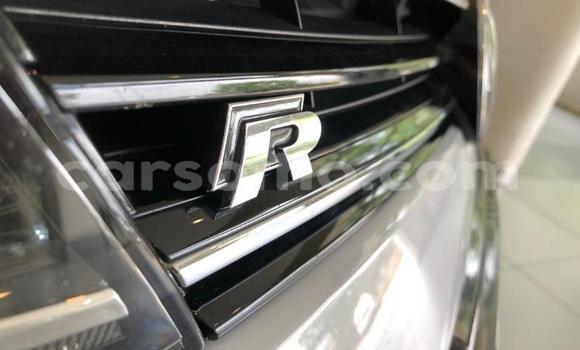 Sayi Na hannu Volkswagen Golf R White Mota in Maseru a Maseru Sayi Na hannu Volkswagen Golf R White Mota in Maseru a Maseru