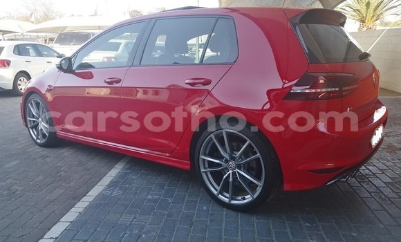 Sayi Na hannu Volkswagen Golf R Red Mota in Hlotse a Leribe Sayi Na hannu Volkswagen Golf R Red Mota in Hlotse a Leribe
