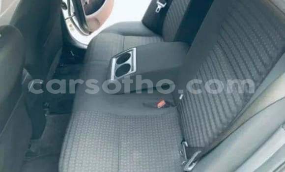 Acheter Occasion Voiture Toyota Corolla Blanc à Maseru, Maseru Acheter Occasion Voiture Toyota Corolla Blanc à Maseru, Maseru