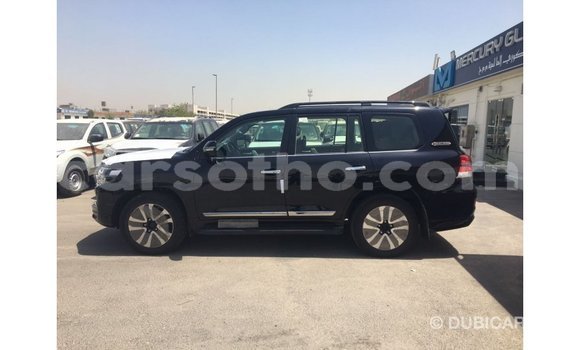 Acheter Import Voiture Toyota Land Cruiser Noir à Import - Dubai, Maseru Acheter Import Voiture Toyota Land Cruiser Noir à Import - Dubai, Maseru