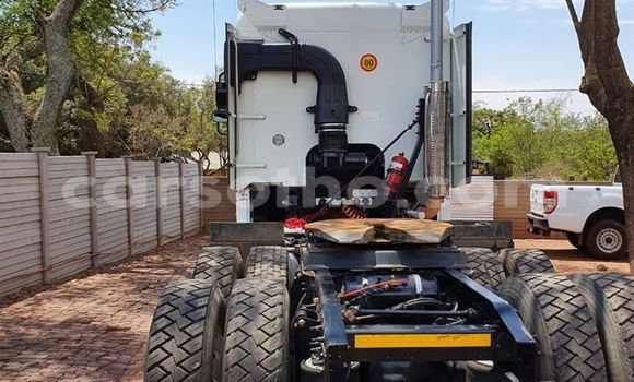 Acheter Occasion Utilitaire Scania Irizar Blanc à Mafeteng, Mafeteng Acheter Occasion Utilitaire Scania Irizar Blanc à Mafeteng, Mafeteng