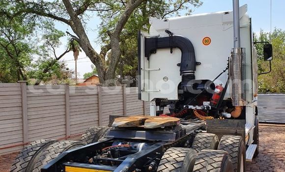 Acheter Occasion Utilitaire Scania Irizar Blanc à Mafeteng, Mafeteng Acheter Occasion Utilitaire Scania Irizar Blanc à Mafeteng, Mafeteng