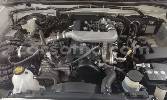 Buy Used Toyota Hilux White Car in Maseru in Maseru Buy Used Toyota Hilux White Car in Maseru in Maseru
