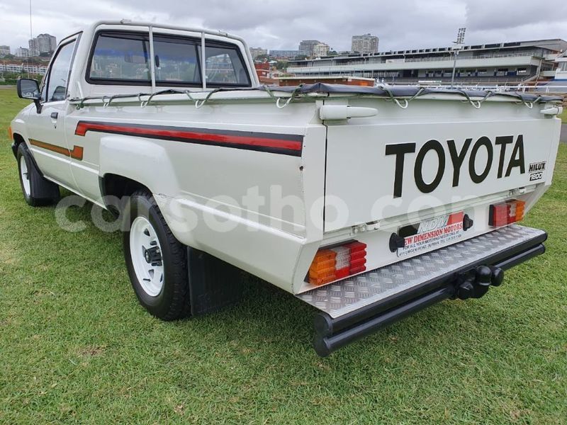 Big with watermark toyota hilux maseru maseru 15004