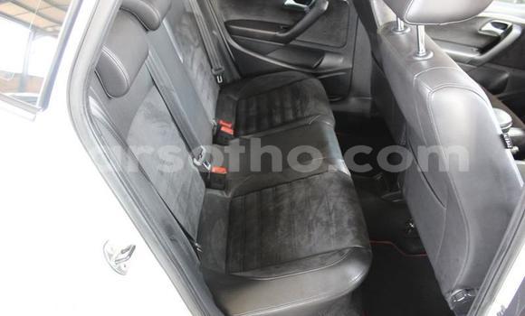 اشتري مستعمل Volkswagen Golf GTI White سيارة في Maseru في Maseru اشتري مستعمل Volkswagen Golf GTI White سيارة في Maseru في Maseru