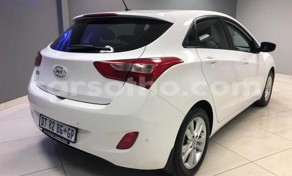 اشتري مستعمل Hyundai i30 White سيارة في Thaba–Tseka في Mafeteng اشتري مستعمل Hyundai i30 White سيارة في Thaba–Tseka في Mafeteng