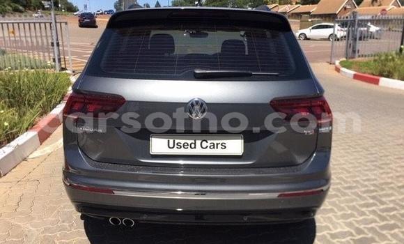 اشتري مستعمل Volkswagen Tiguan Silver سيارة في Teyateyaneng في Berea اشتري مستعمل Volkswagen Tiguan Silver سيارة في Teyateyaneng في Berea