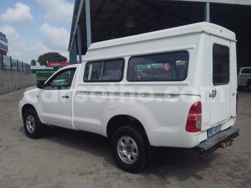 Big with watermark toyota hilux maseru maseru 15051