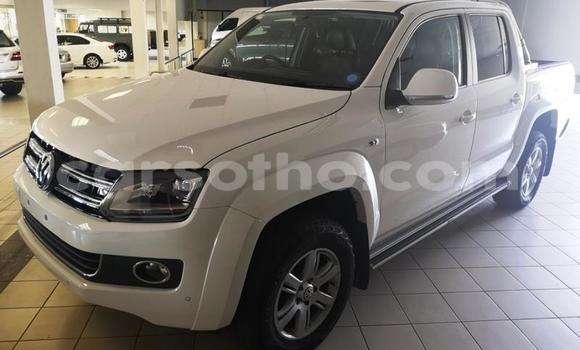 Sayi Na hannu Volkswagen Amarok White Mota in Maputsoa a Leribe Sayi Na hannu Volkswagen Amarok White Mota in Maputsoa a Leribe