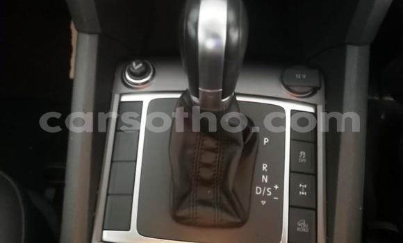 Sayi Na hannu Volkswagen Amarok White Mota in Maputsoa a Leribe Sayi Na hannu Volkswagen Amarok White Mota in Maputsoa a Leribe