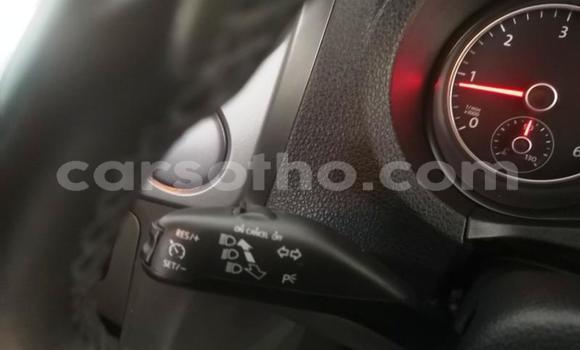 Sayi Na hannu Volkswagen Amarok White Mota in Maputsoa a Leribe Sayi Na hannu Volkswagen Amarok White Mota in Maputsoa a Leribe