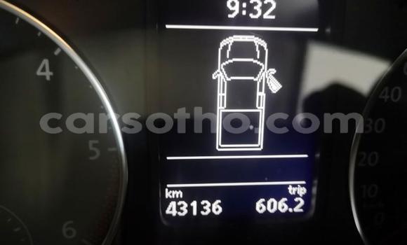 Sayi Na hannu Volkswagen Amarok White Mota in Maputsoa a Leribe Sayi Na hannu Volkswagen Amarok White Mota in Maputsoa a Leribe