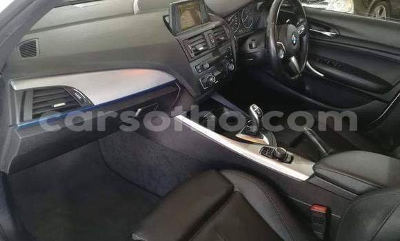 Acheter Occasion Voiture BMW 1–Series Blanc à Thaba–Tseka, Mafeteng Acheter Occasion Voiture BMW 1–Series Blanc à Thaba–Tseka, Mafeteng