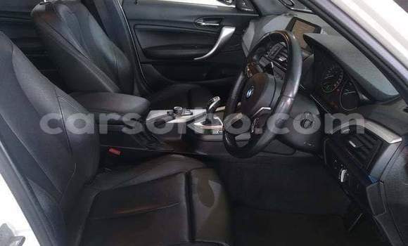 Acheter Occasion Voiture BMW 1–Series Blanc à Thaba–Tseka, Mafeteng Acheter Occasion Voiture BMW 1–Series Blanc à Thaba–Tseka, Mafeteng
