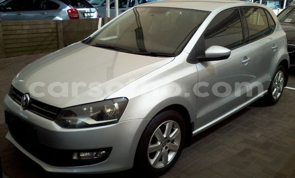 Sayi Na hannu Volkswagen Polo Silver Mota in Maseru a Maseru Sayi Na hannu Volkswagen Polo Silver Mota in Maseru a Maseru