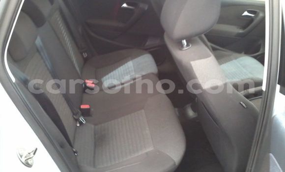 Sayi Na hannu Volkswagen Polo Silver Mota in Maseru a Maseru Sayi Na hannu Volkswagen Polo Silver Mota in Maseru a Maseru