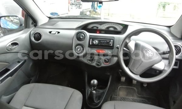 Acheter Occasion Voiture Toyota 4Runner Bleu à Maseru, Maseru Acheter Occasion Voiture Toyota 4Runner Bleu à Maseru, Maseru