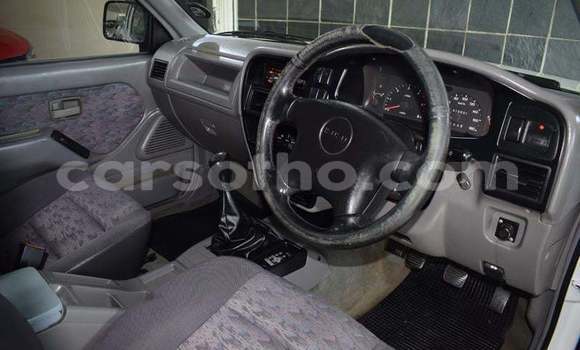 Buy Used Isuzu KB White Car in Maputsoe in Leribe Buy Used Isuzu KB White Car in Maputsoe in Leribe