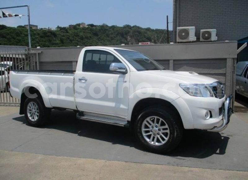 Big with watermark toyota hilux leribe maputsoe 15066