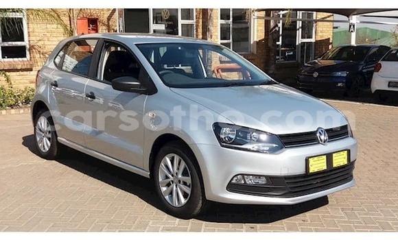 اشتري مستعمل Volkswagen Polo Silver سيارة في Maseru في Maseru اشتري مستعمل Volkswagen Polo Silver سيارة في Maseru في Maseru