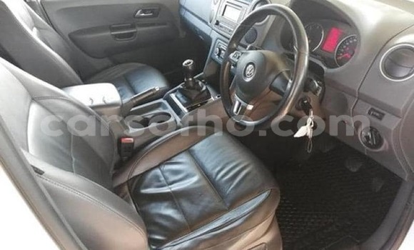 Buy Used Volkswagen Amarok White Car in Maputsoe in Leribe Buy Used Volkswagen Amarok White Car in Maputsoe in Leribe