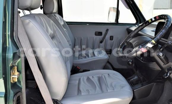 Acheter Occasion Voiture Volkswagen Caravelle Gris à Maseru, Maseru Acheter Occasion Voiture Volkswagen Caravelle Gris à Maseru, Maseru